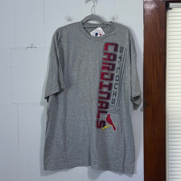 Mlb Genuine Merchandise Other - MLB St. Louis Cardinals Mens 2XL Gray Vertical Graphic T-Shirt NWT